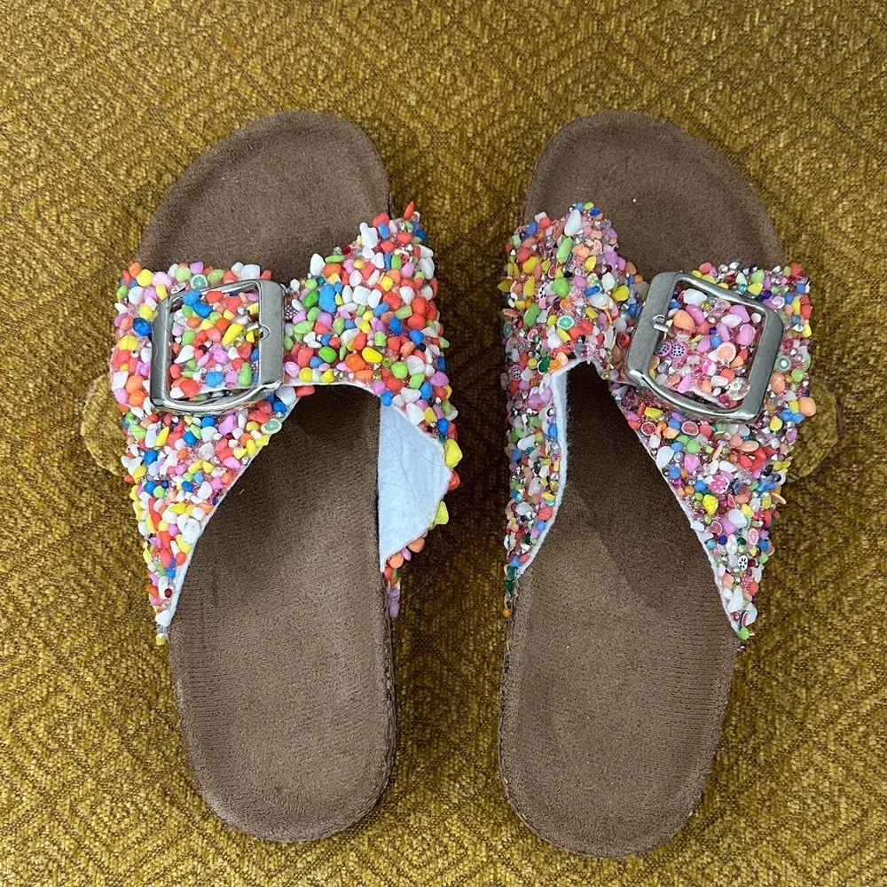 Beaded Slip On Summer Sandals Multicolor Womens Size 7 NWOT - Picture 2 of 3